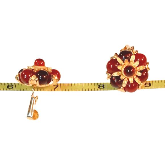 Vintage Faux Tigers Eye Faux Coral Gold Tone ClipOn Earrings and Necklace - Picture 7 of 10